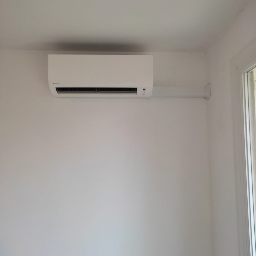 Installation d'une climatisation Daikin en intérieur